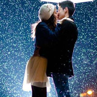 Kissing mobile wallpaper