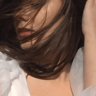 Emelie Hollow wallpaper