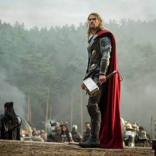 Mjolnir desktop black wallpaper