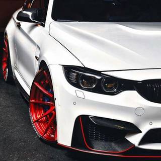 iPhone motor luxury wallpaper