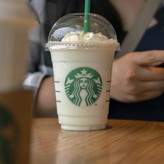 Plastic straws wallpaper