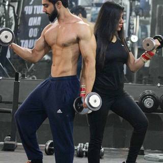 Gym couple wallpaper