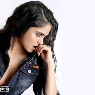 Naina Ganguly wallpaper