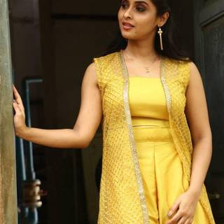 Arthana Binu wallpaper