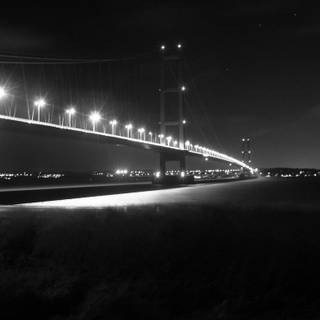 Humber bridge black and white wallpaper