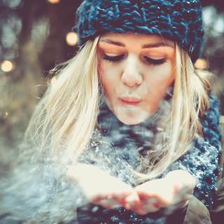 Girl and snow wallpaper