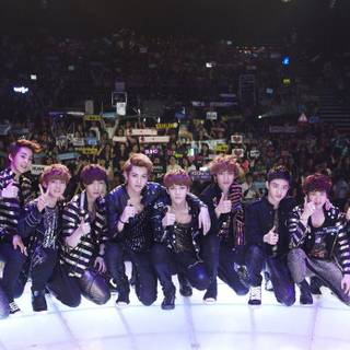 EXO OT12 desktop wallpaper