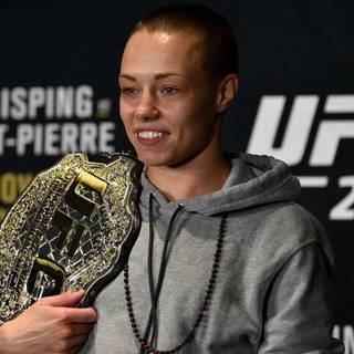 Rose Namajunas desktop wallpaper