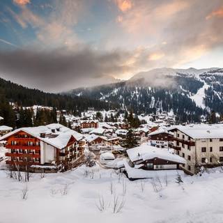 Winter village wallpaper