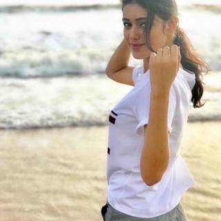 Neha Solanki wallpaper