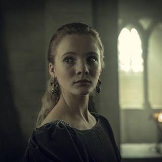 4K Freya Allan wallpaper