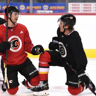 Candice Ward wallpaper