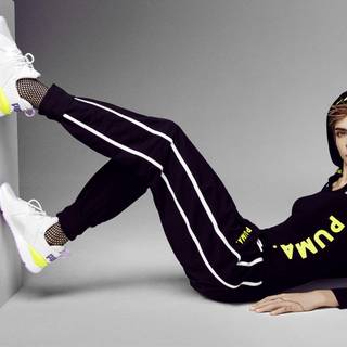 Cara Delevingne fashion model wallpaper