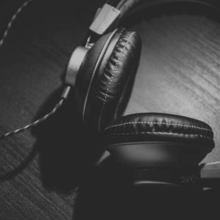 Earphone 4k wallpaper