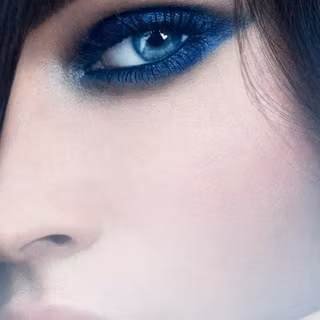 Mobile blue eyes wallpaper