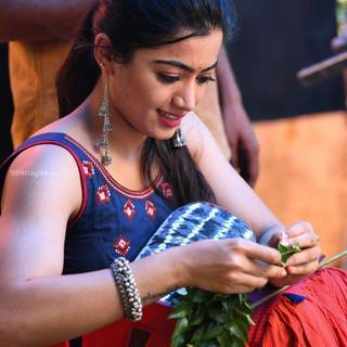 Rashmika Mandanna phone wallpaper