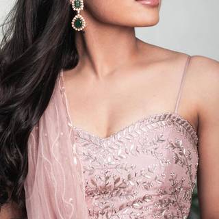 Rashmika Mandanna mobile wallpaper