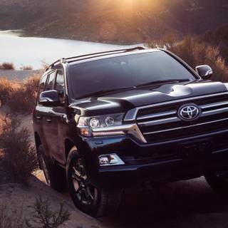 Toyota Land Cruiser 2019 wallpaper