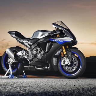 Bike Yamaha amoled wallpaper