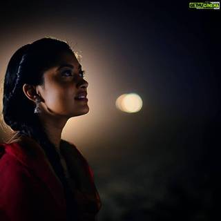 Ammu Abhirami wallpaper