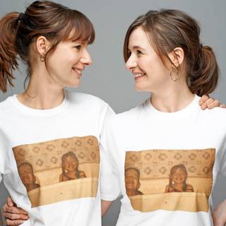 Dolly Wells wallpaper