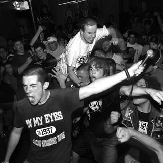 2000s vibe wallpaper