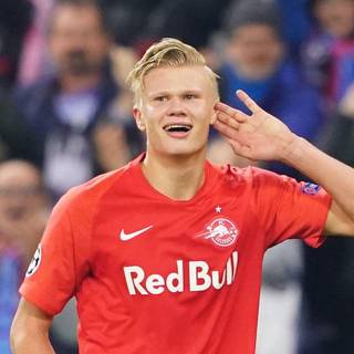 Erling Braut Håland wallpaper