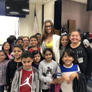 Alayah Benavidez wallpaper