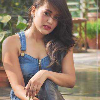 Gima Ashi Garima Chaurasia wallpaper