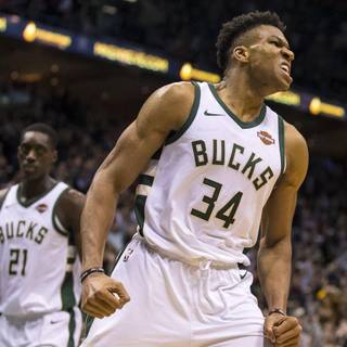 Giannis Antetokounmpo computer wallpaper