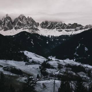Winter Dolomites wallpaper