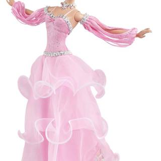 Dancing dolls wallpaper