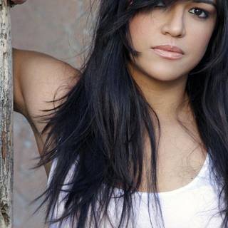 Michelle Rodriguez HD mobile wallpaper