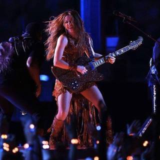 Jennifer Lopez and Shakira Super Bowl halftime wallpaper