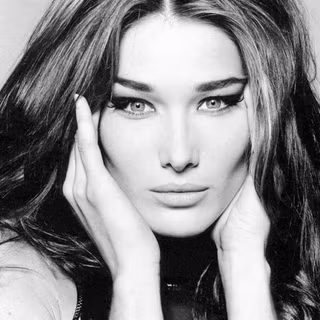 Carla Bruni wallpaper