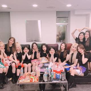 Loona for desktop wallpaper