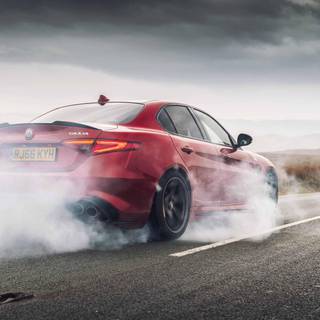 Alfa Romeo Giulia desktop wallpaper