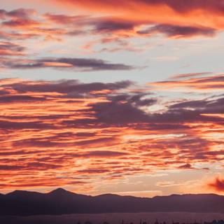 Fiery winter sunset wallpaper