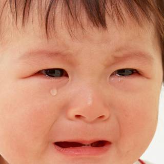 Baby crying wallpaper
