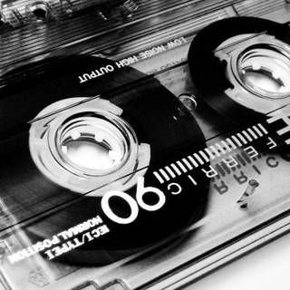 Cassette retro wallpaper