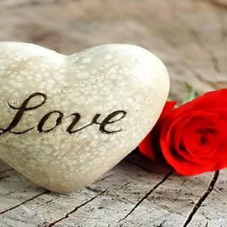 Love wallpaper free downloding