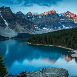 Moraine Lake 4K wallpaper