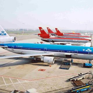 McDonnell Douglas MD-11 wallpaper