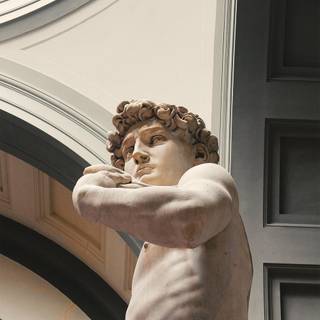 Sculptures wallpaper