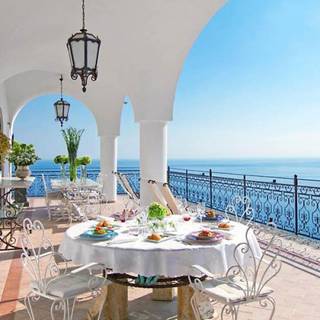 Dinner Positano wallpaper