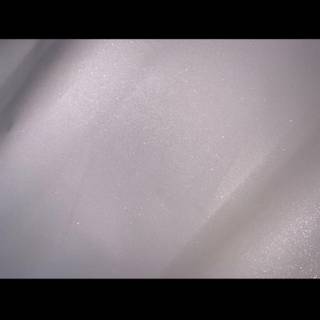 Sold white wallpaper