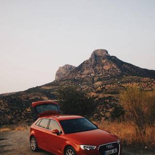 Audi Q5 iPhone wallpaper