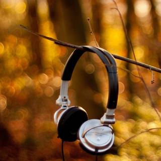 Mobile headphones wallpaper