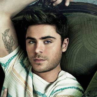 Zac Efron 2020 wallpaper
