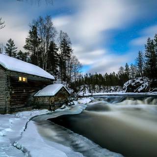 Winter river wallpaper